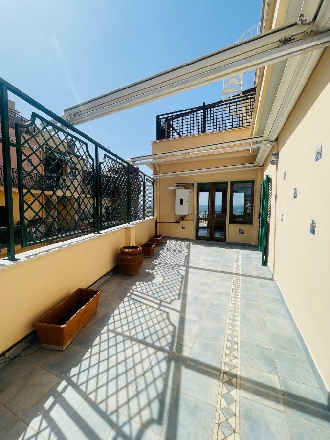 Newhouse Victoria - Sea View Apartment Nettuno Exteriér fotografie